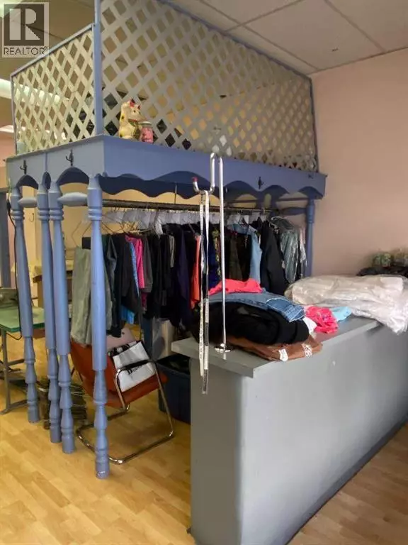 Calgary, AB T2W3N4,17, 11440 Braeside Drive SW