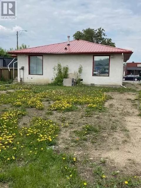 Whitecourt, AB T7S1A1,5027 51 Avenue