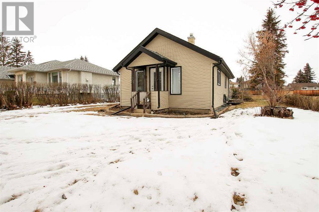 Lacombe, AB T4L1L2,5632 52 Avenue