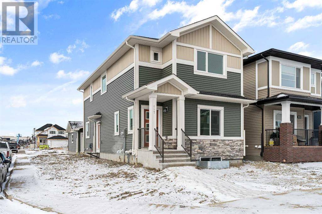 617 Baywater Manor SW, Airdrie, AB T4B5R7
