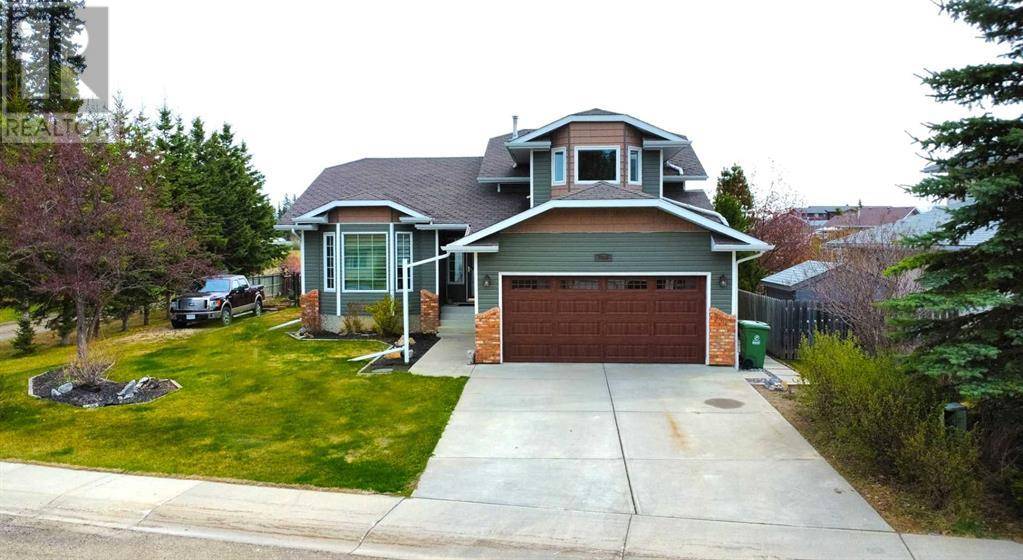 7005 61 Street, Rocky Mountain House, AB T4T1M2