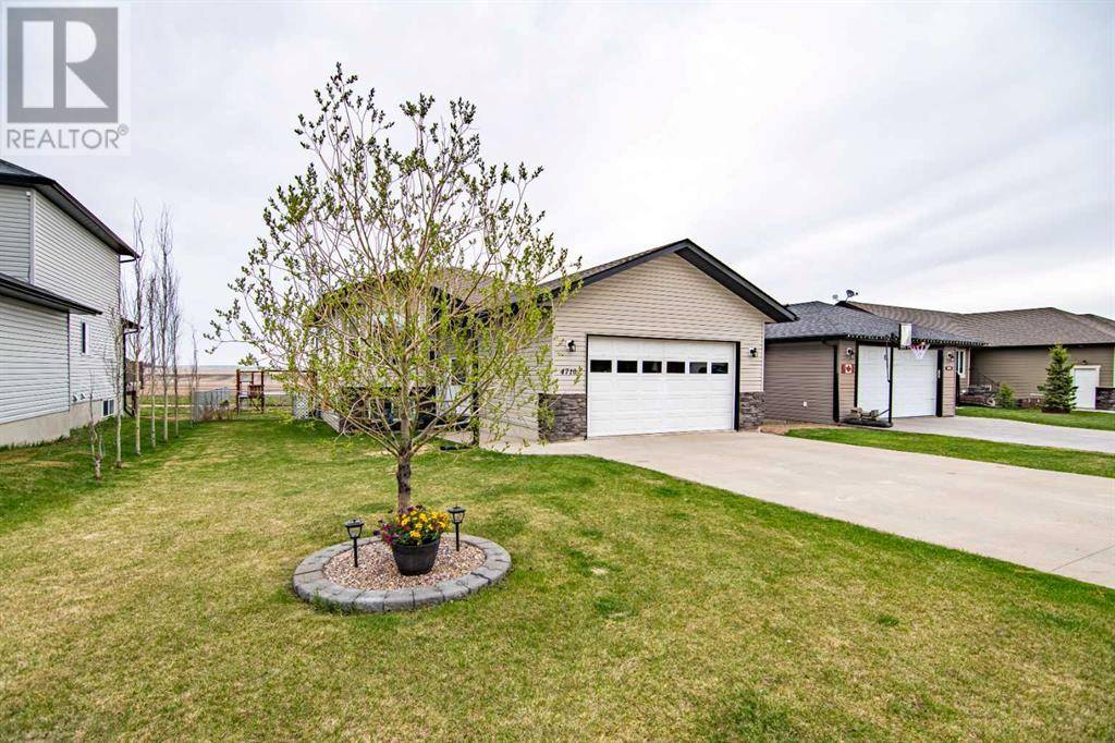 Rimbey, AB T0C2J0,4710 58 Avenue