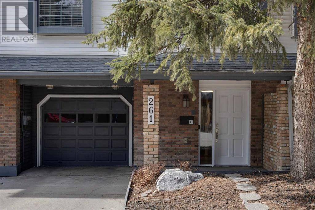 Calgary, AB T3A2M9,261, 4037 42 Street NW