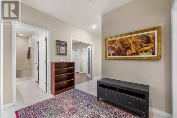 402, 103 10 Avenue NW, Calgary, AB T2M0B4