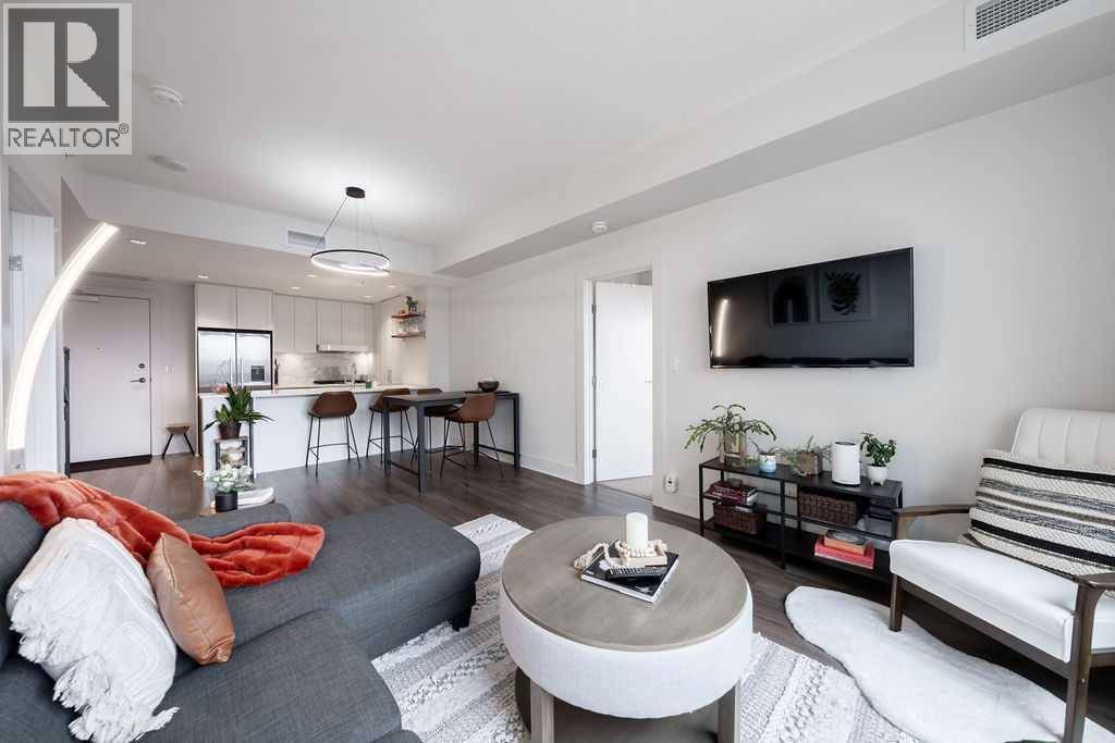411, 46 9 Street NE, Calgary, AB T2E7Y1