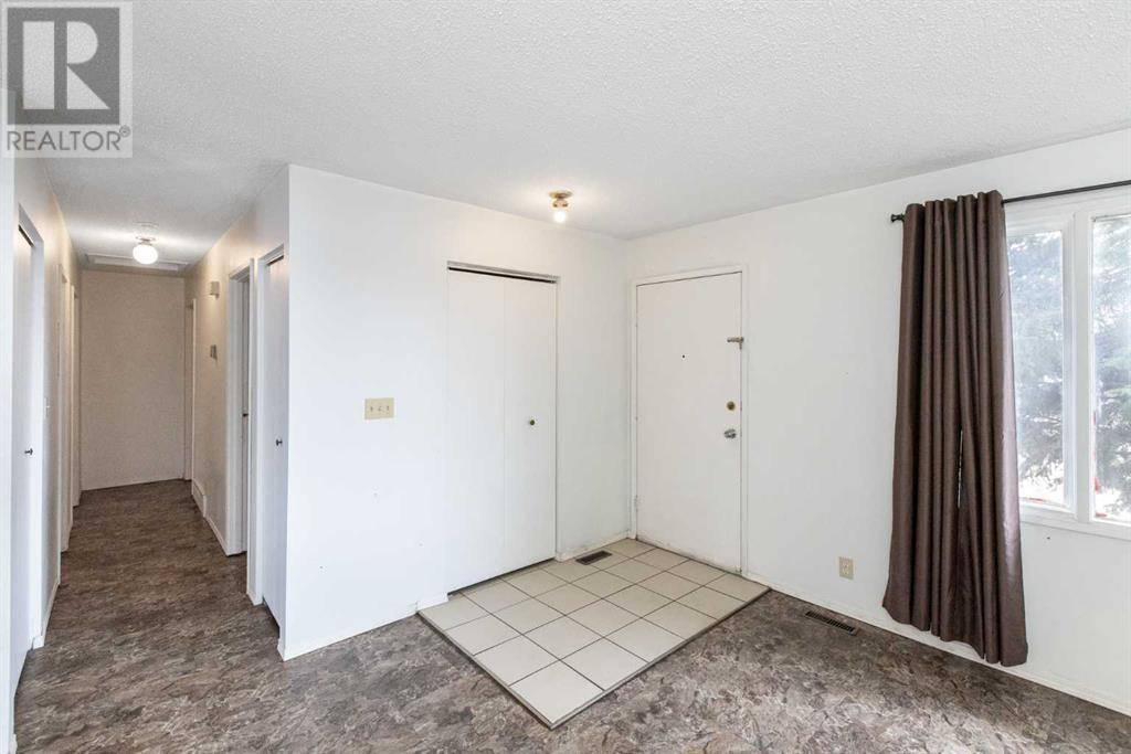 Innisfail, AB T4G1K3,5232 42 Street