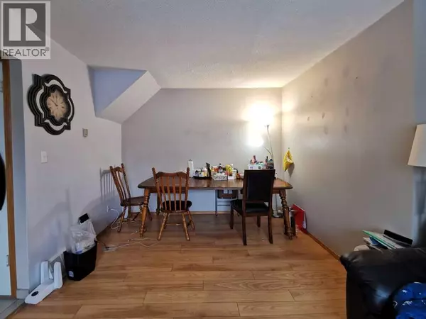 Calgary, AB T3A2E4,97, 4936 Dalton Drive NW