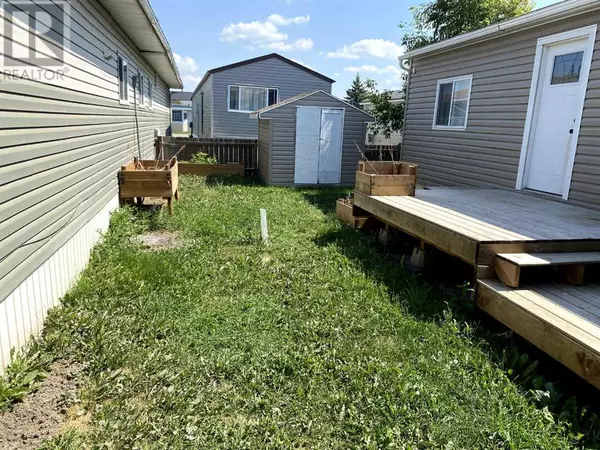 Grande Prairie, AB T8V2B6,21, 9531 98 Street