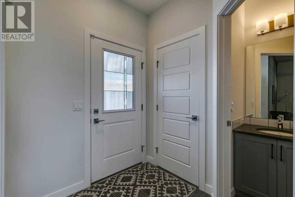 Chestermere, AB T1X2P4,435 Chelsea Port Crossing