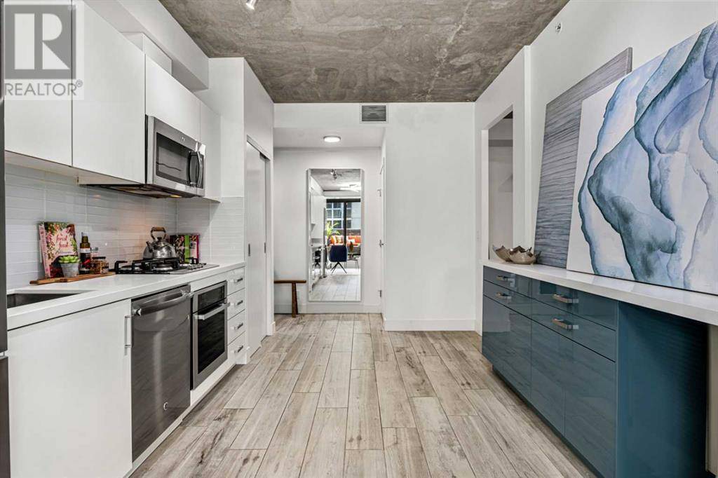 Calgary, AB T2R1B4,201, 1010 6 Street SW