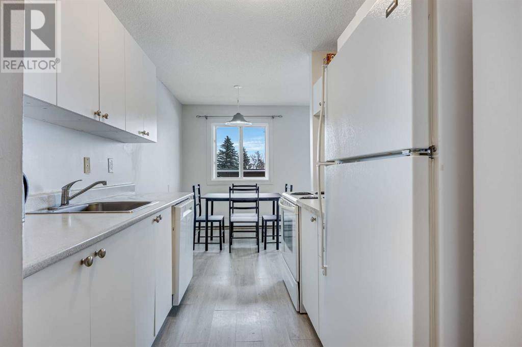 Calgary, AB T2S2H6,512, 11620 Elbow Drive SW