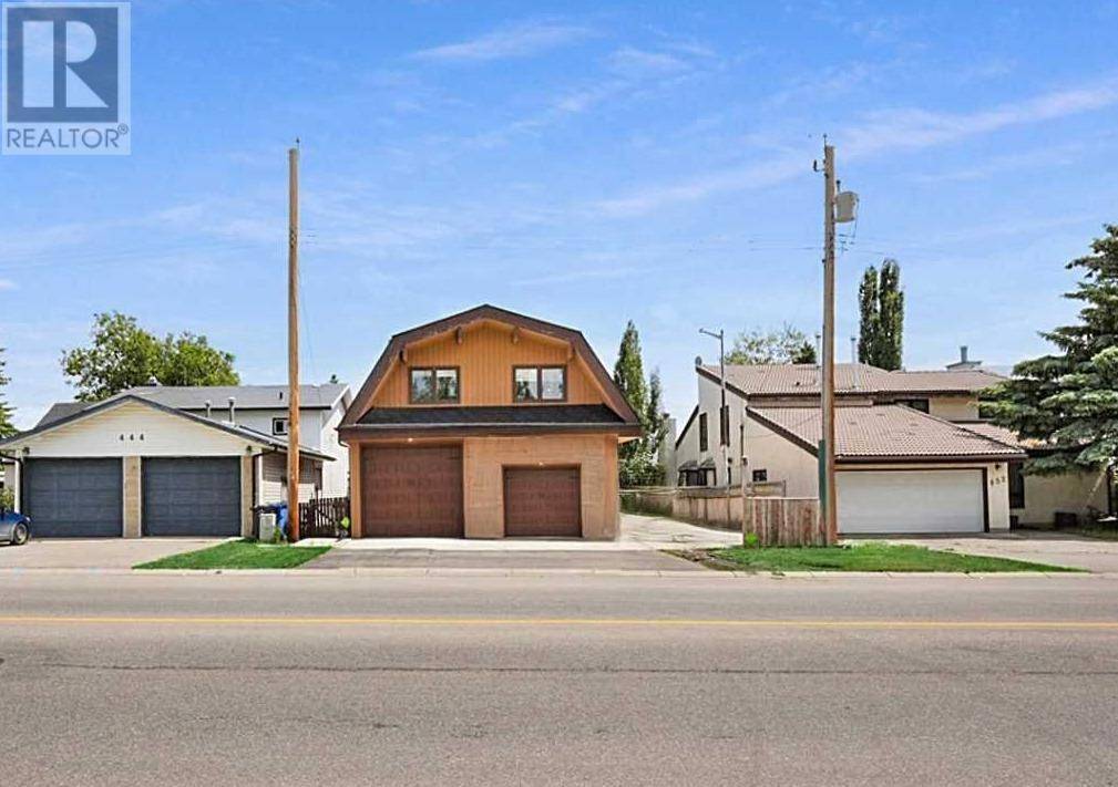 Chestermere, AB T1X1A3,448 West Chestermere Drive