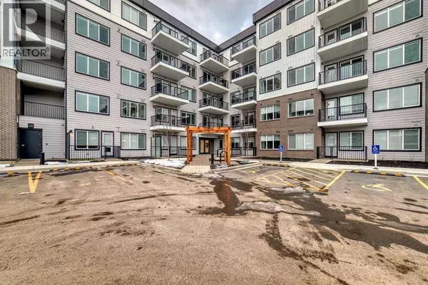Calgary, AB T2X5X2,2313, 111 Wolf creek Drive SE