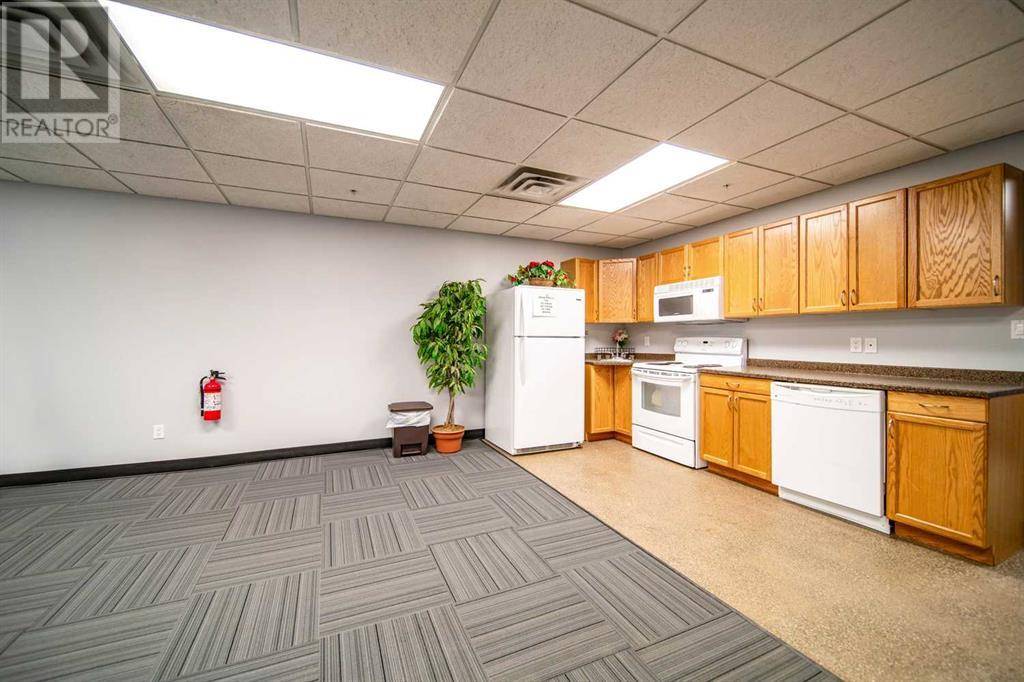 Wainwright, AB T9W0A3,305, 2609 11 Avenue