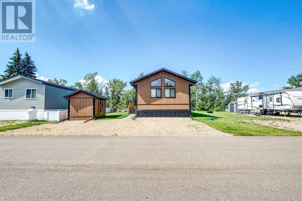 111, 41310 Range Road 282, Rural Lacombe County, AB T4L2N3