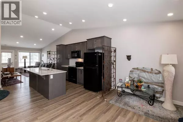 Red Deer, AB T4P2P9,45 Golden Crescent