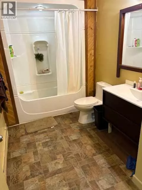 Whitecourt, AB T7S1A3,1-5, 4740 54