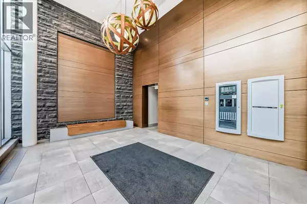 Calgary, AB T2P1K8,807, 118 Waterfront Court SW