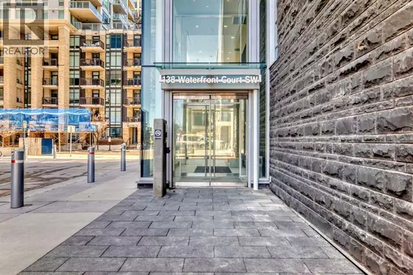 Calgary, AB T2P1L1,601, 138 Waterfront Court SW
