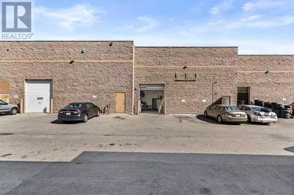 Calgary, AB T3J4L4,4809 Westwinds Drive NE