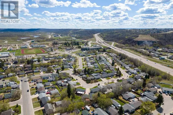 Fort Mcmurray, AB T9H3P4,6 Berry Crescent
