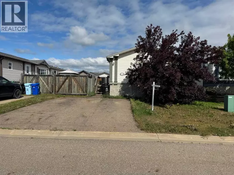 192 Elm Street, Fort Mcmurray, AB T9K0K1