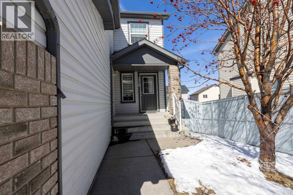 Airdrie, AB T4B0C1,316 Morningside Crescent SW