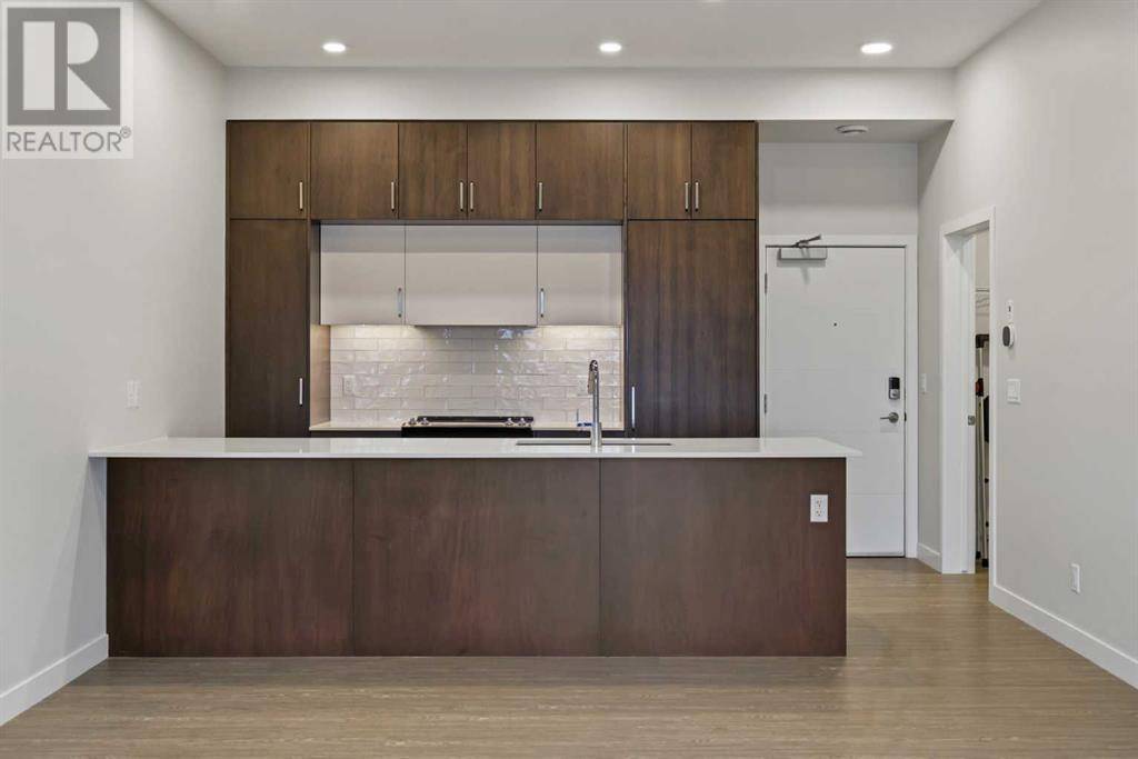 Calgary, AB T2C5V3,422, 255 Les Jardins Park SE
