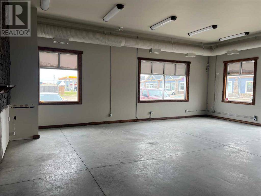 Sylvan Lake, AB T4S0K5,370, 49 Hinshaw Drive