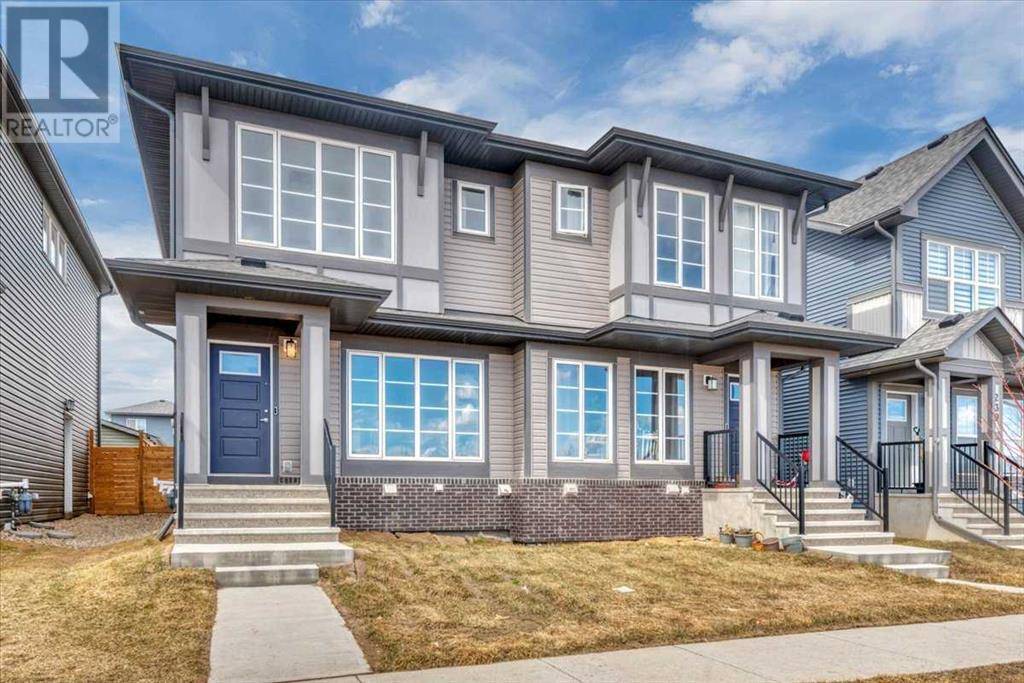 247 Chinook Gate Boulevard SW, Airdrie, AB T4B5J4