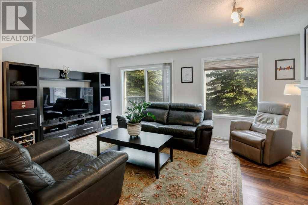 Calgary, AB T3A6E8,25, 200 Hidden Hills Terrace NW