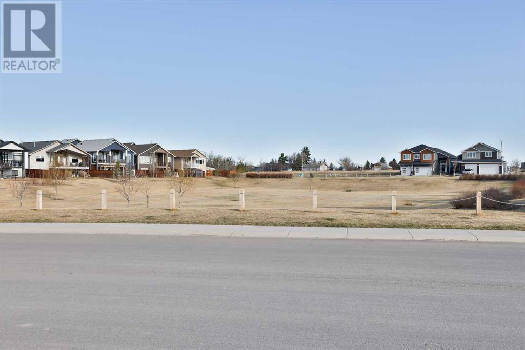 Lethbridge, AB T1K8G4,660 Sixmile Crescent S