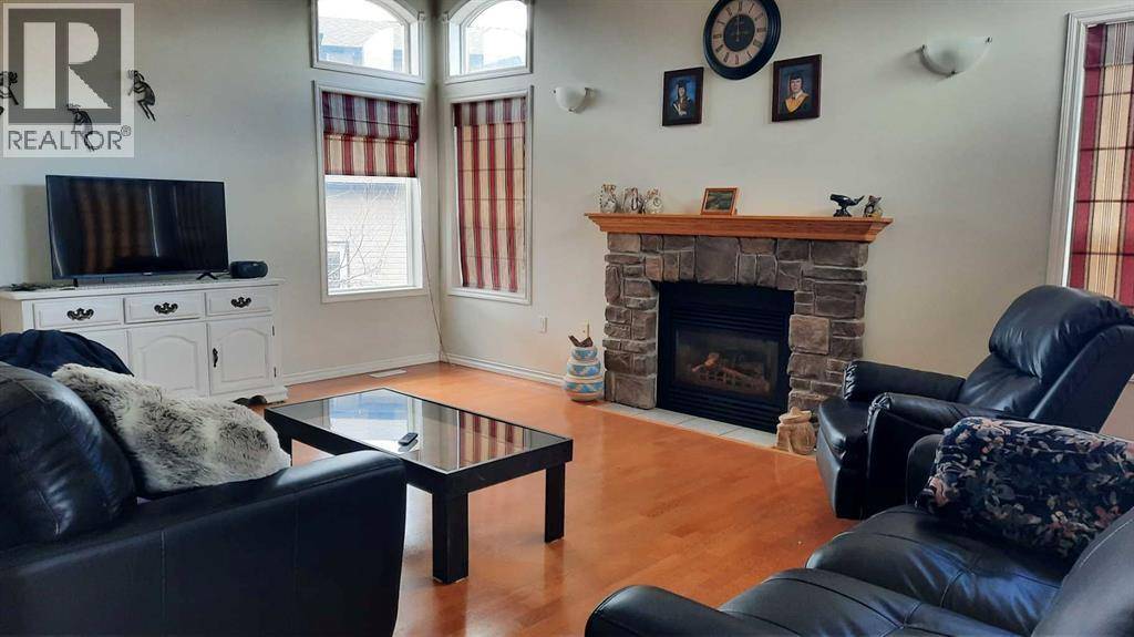 Drumheller, AB T0J0Y1,1216 1 Avenue NW