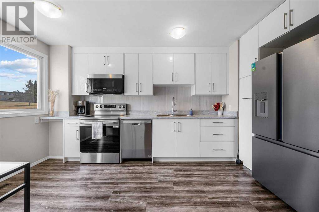 389, 2211 19 Street NE, Calgary, AB T2E4Y5