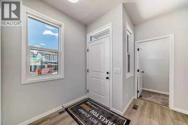 Calgary, AB T3P2E6,208 Lucas Place NW