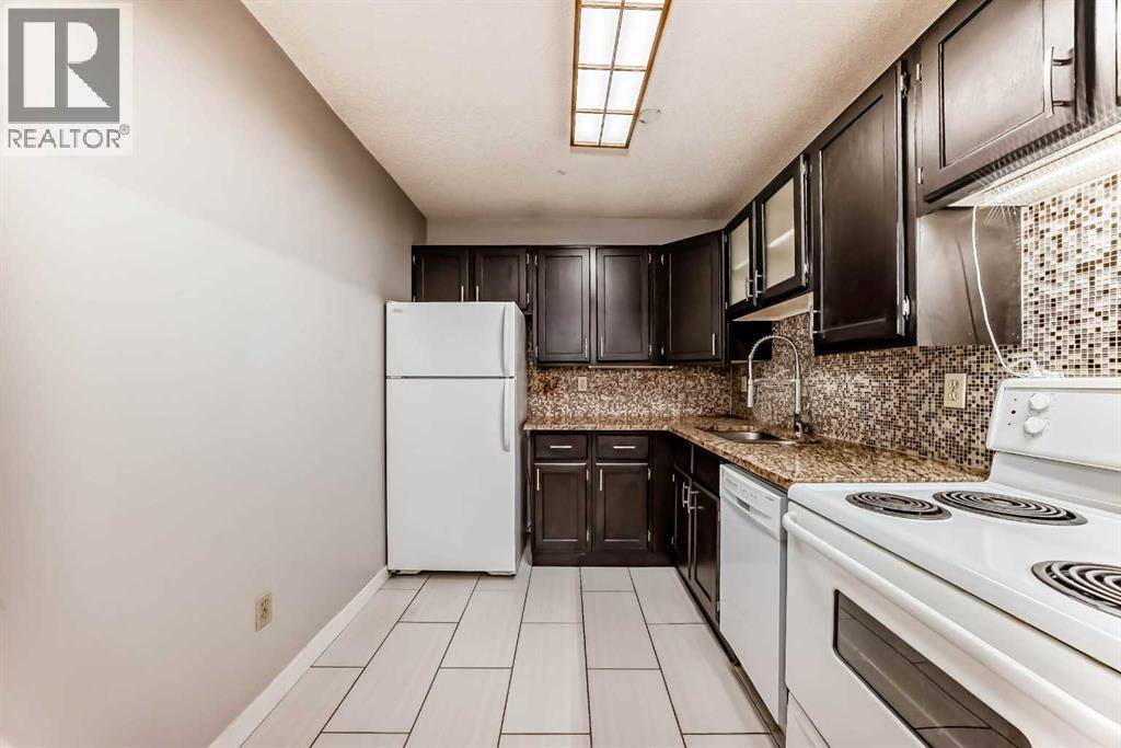 Calgary, AB T2W2T6,1113, 315 Southampton Drive SW