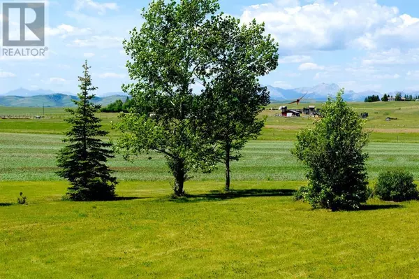Rural Foothills County, AB T0L1H0,610205 112 Street W