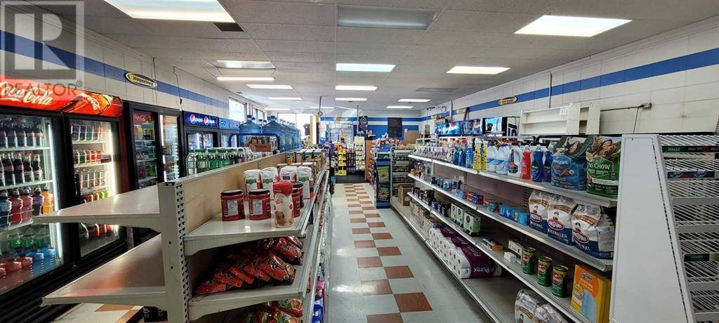 Hinton, AB T7V1M6,157 Mountain Street