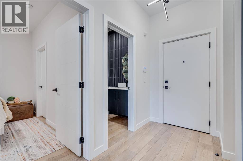 Calgary, AB T3H6H6,205, 835 78 Street SW
