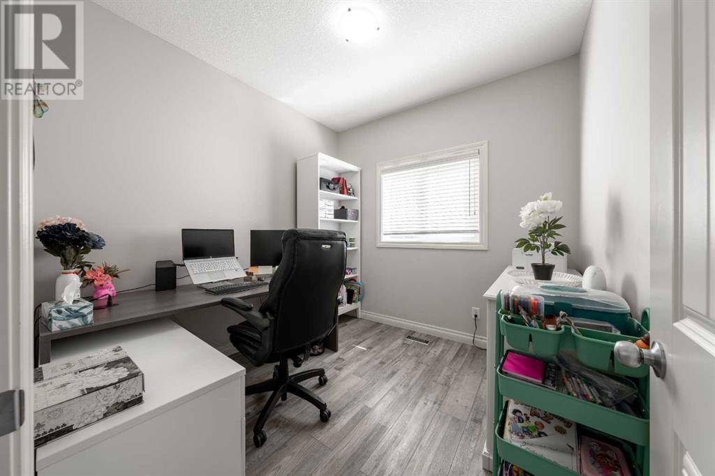 Airdrie, AB T4B0G1,178 Prairie Springs Crescent SW