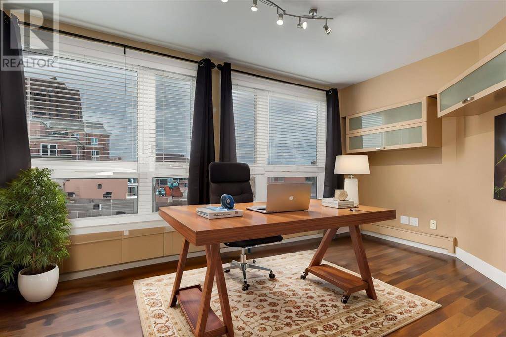 Calgary, AB T2P4X2,8704, 400 Eau Claire Avenue SW