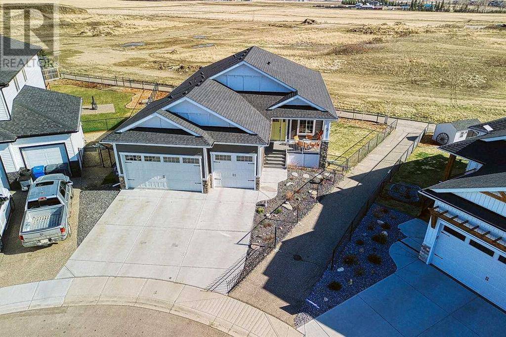 Carstairs, AB T0M0N0,9 Bishop Circle