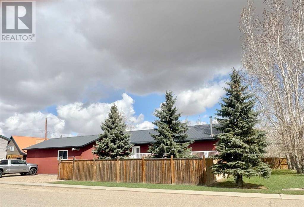307 Melba Avenue, Enchant, AB T0K0V0