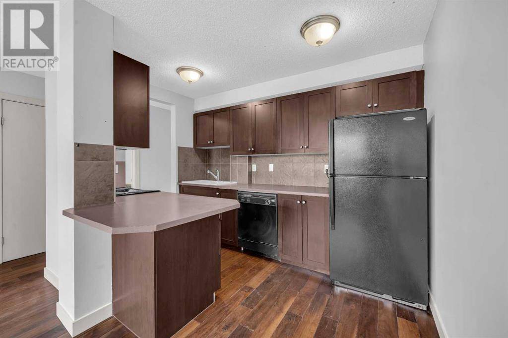 Calgary, AB T3C2E9,102, 4127 Bow Trail SW