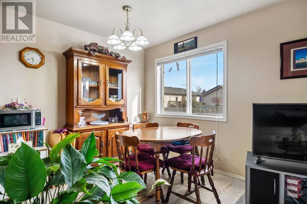 Innisfail, AB T4G1X9,4, 4607 46 Street