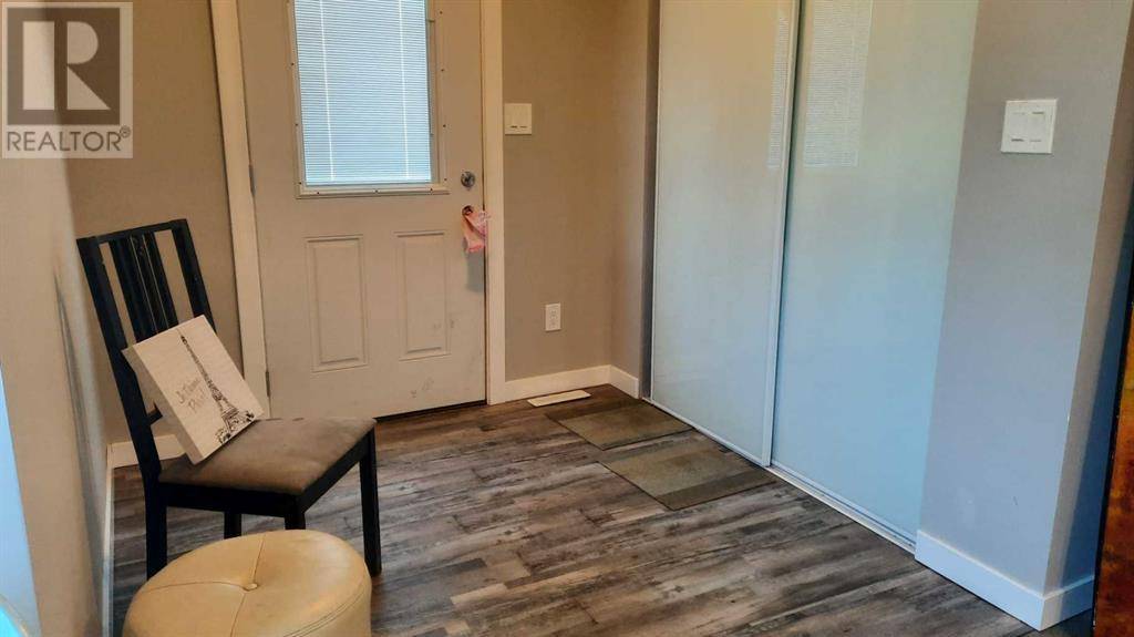 Drumheller, AB T0J0Y9,41 2 Avenue N