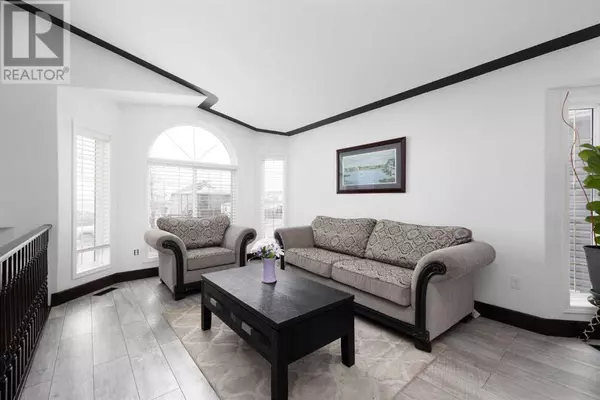 Fort Mcmurray, AB T9J1E8,211 Atkinson Lane