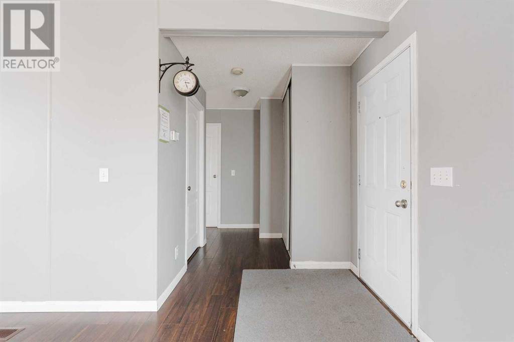 Fort Mcmurray, AB T9H2P1,104 Grey Owl Place