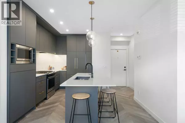 Calgary, AB T3B6M2,111, 4275 Norford Avenue NW