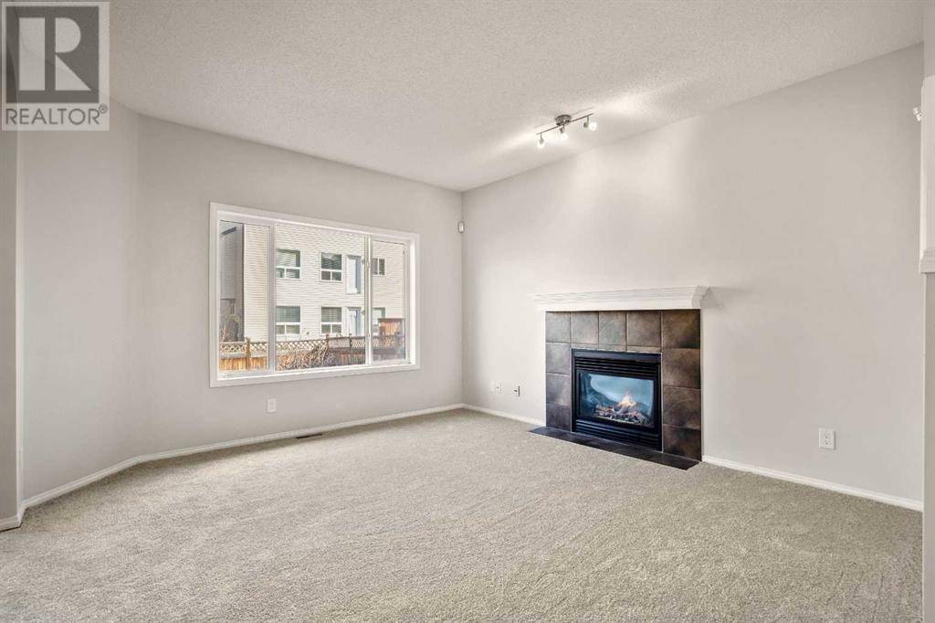 Calgary, AB T3J5J3,76 Saddleland Way NE